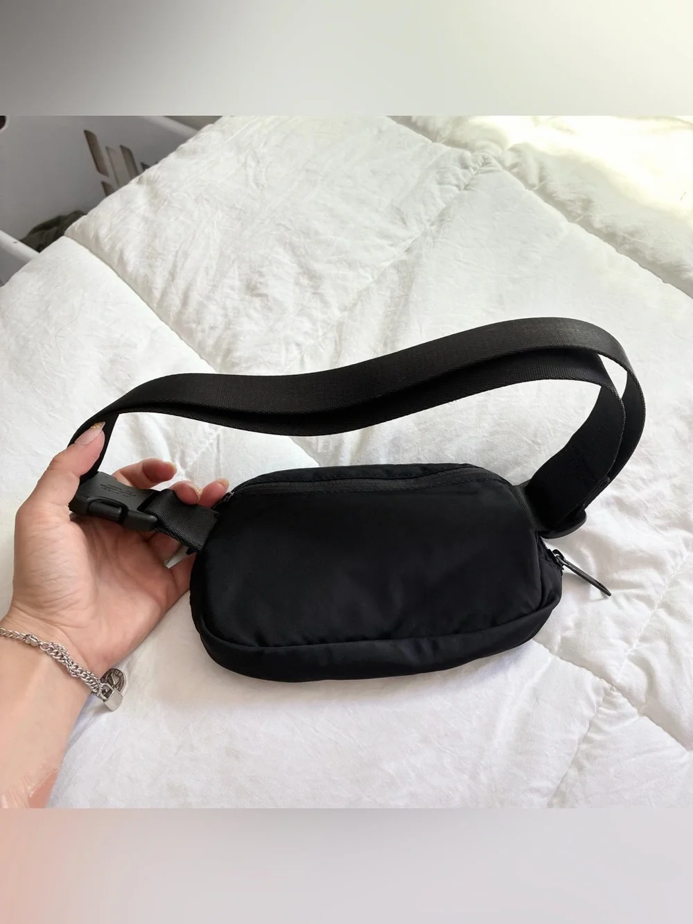 Lululemon black belt bag fanny pack